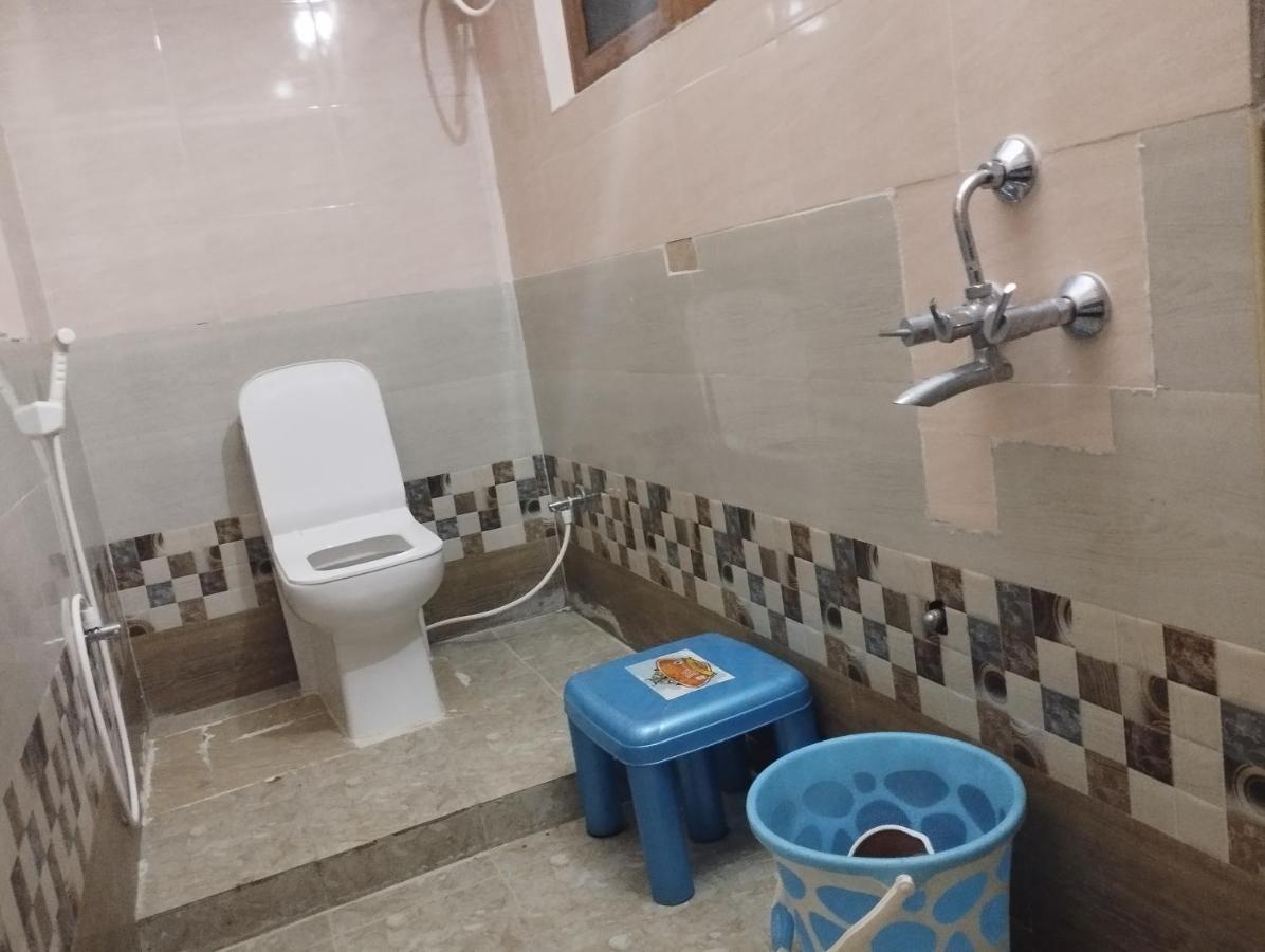 Sls Homestay - Luxury Ac Service Apartments 1Bhk, 2Bhk, 3Bhk - Direct Flyover To Alipiri Tirumala Gate - Walk To Ps4 Pure Veg Restaurants, Supermarkets - Near To National Highway & Padmavathi Amma Temple - Modular Kitchen, Living Room -Free Superfast Tirupati Luaran gambar